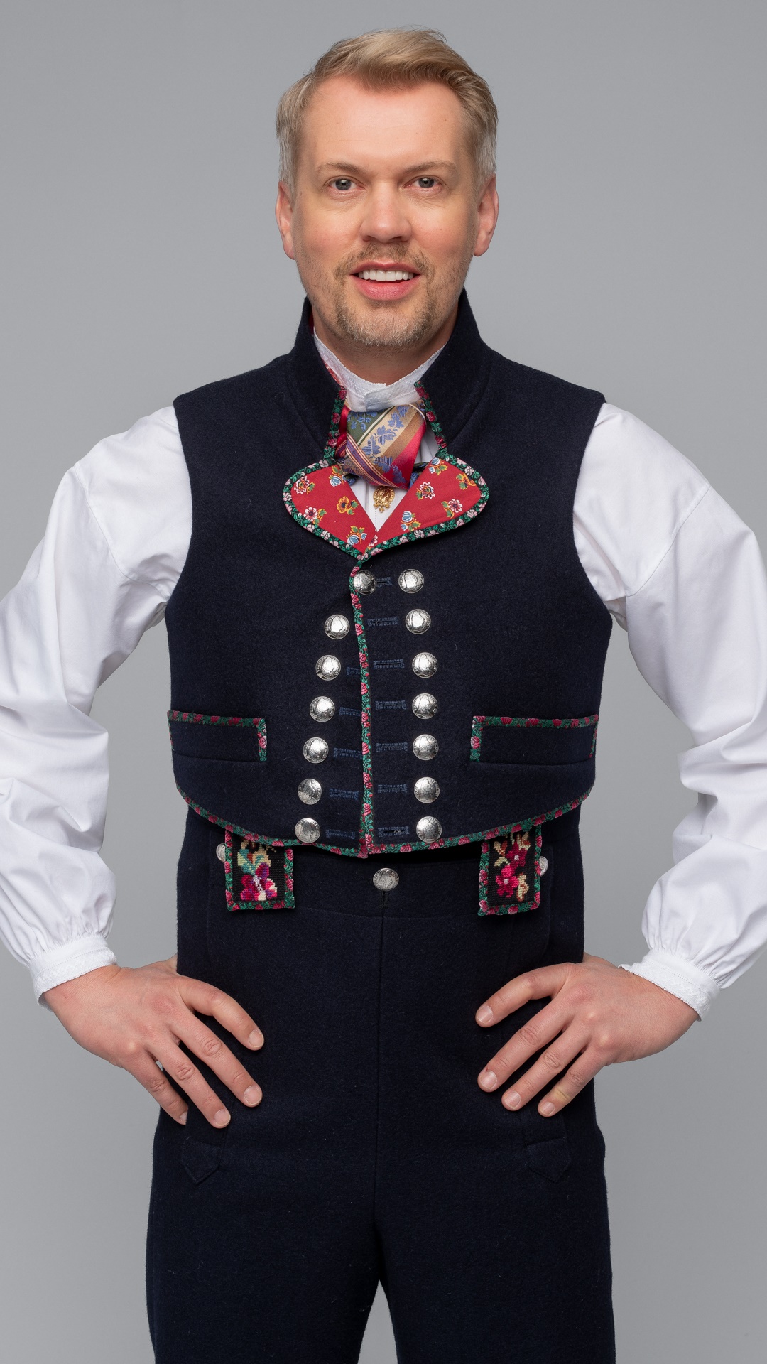 Bilde av Rekonstruert mannsbunad fra Fusa