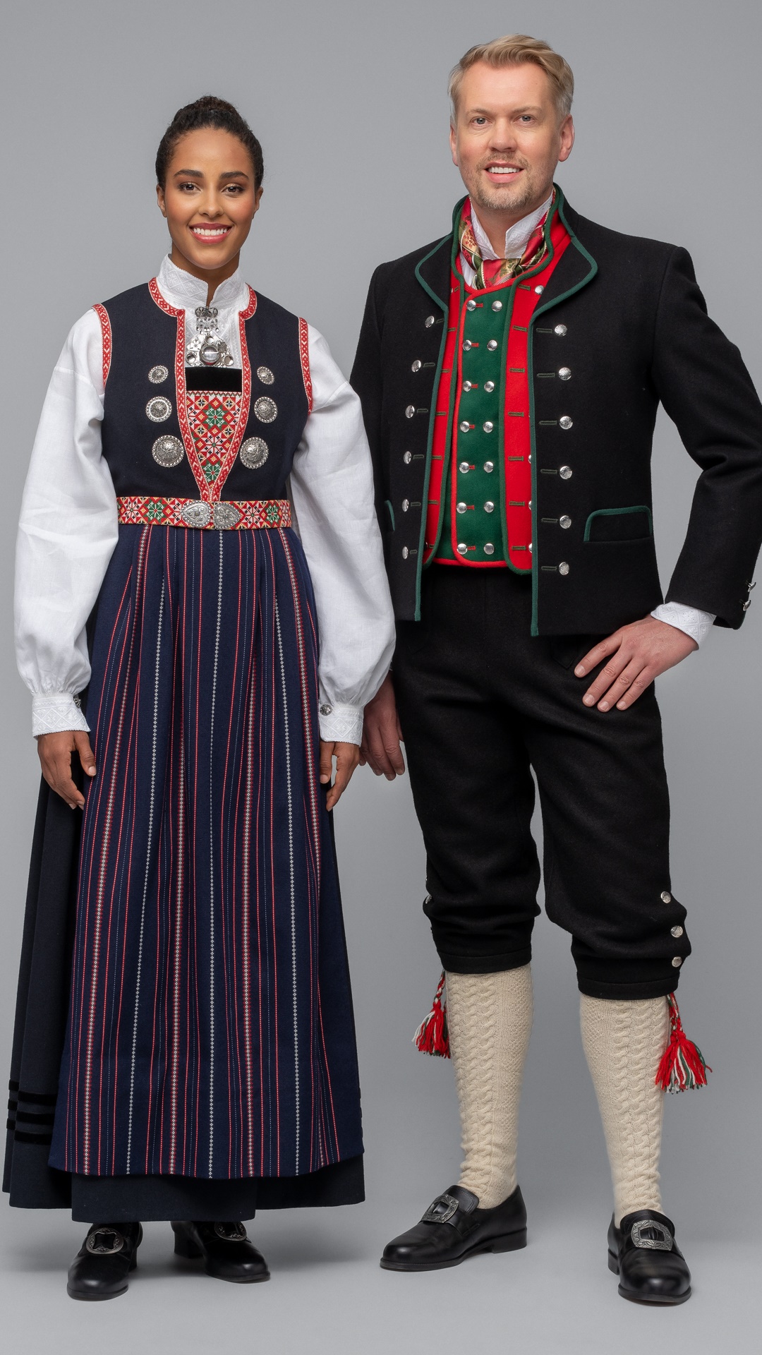 Bilde av Nordhordlandbunad ytre (Kvinnebunad vinterbunad)