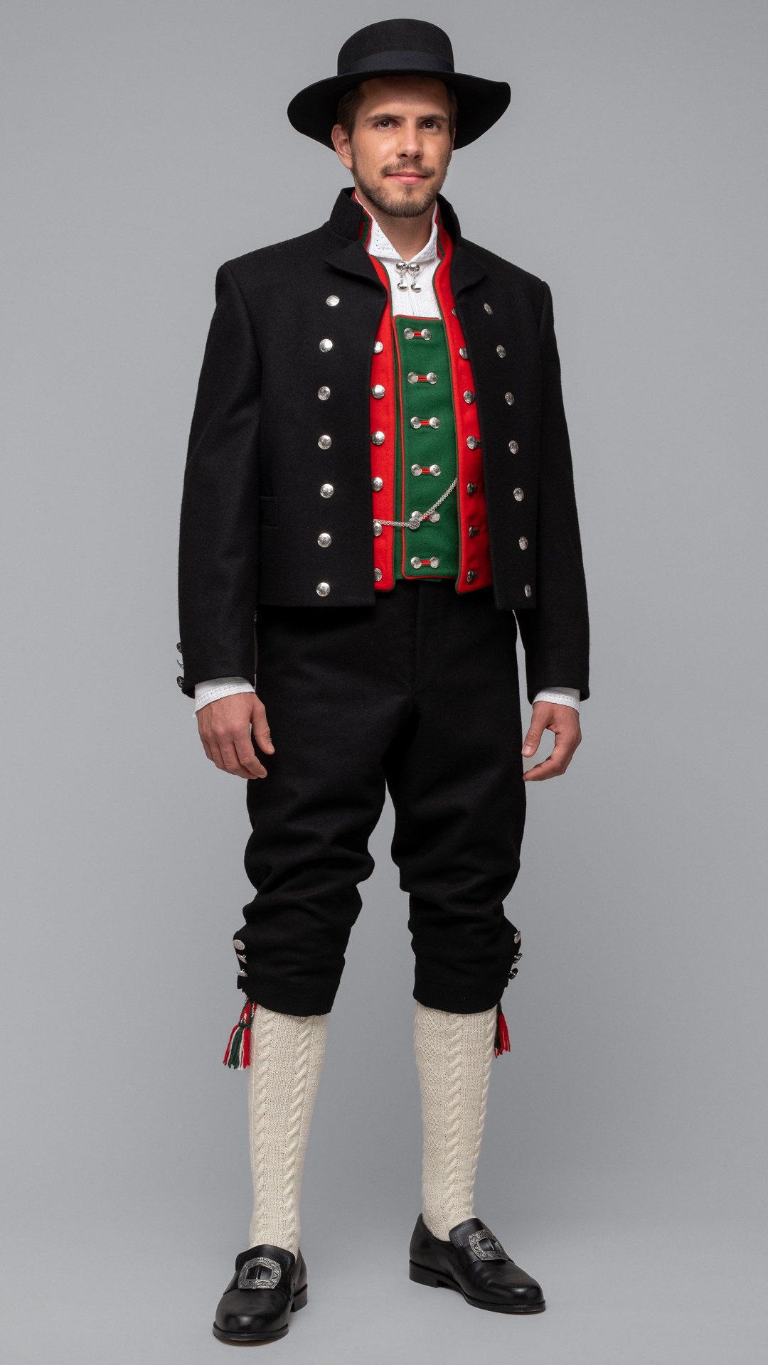 Bilde av Voss herrebunad 