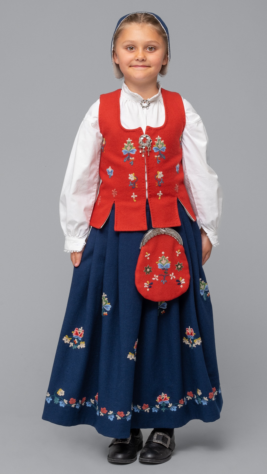 Bilde av Vågstrandbunad jente