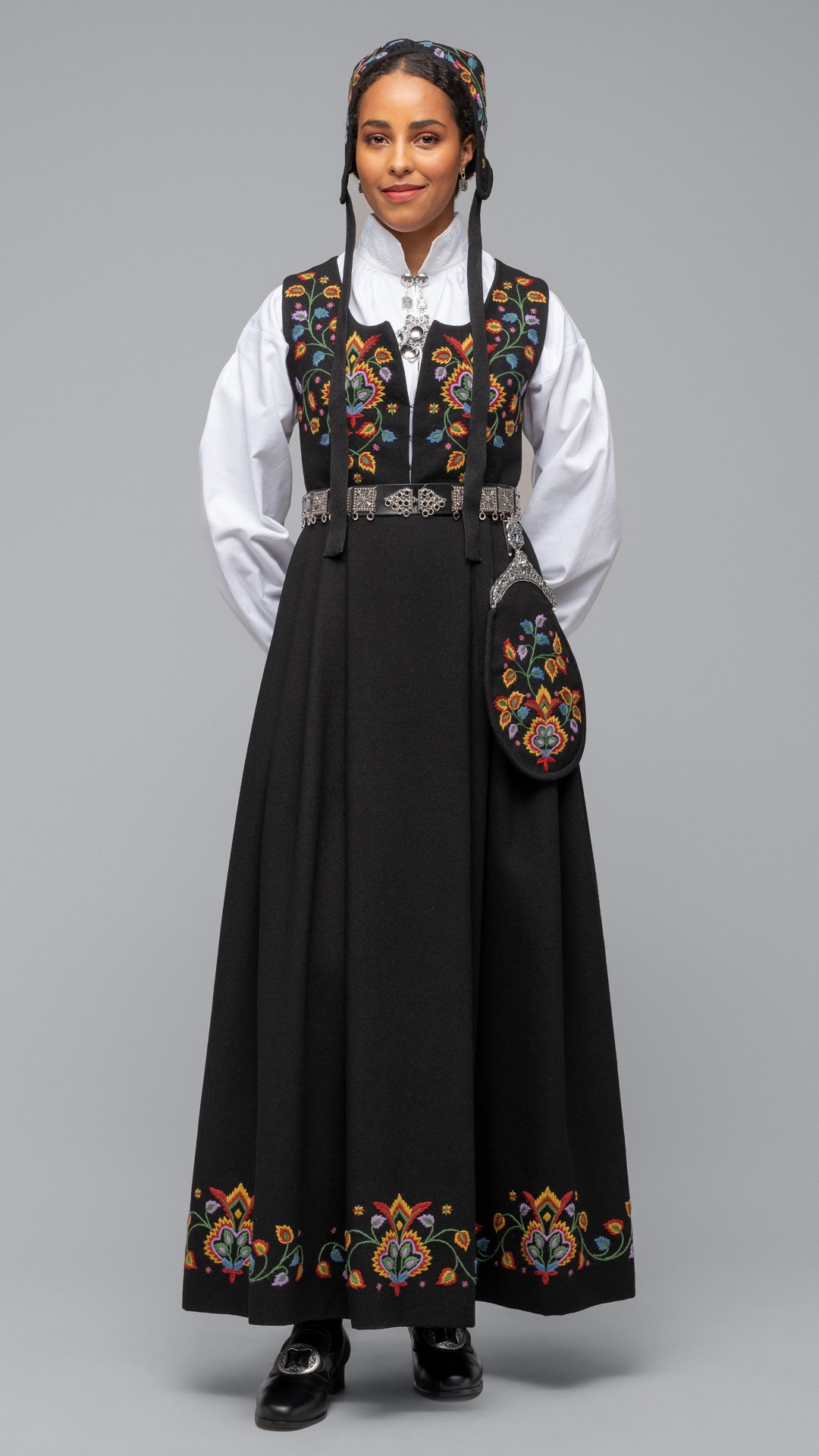 Bilde av Den gamle Valdresbunaden