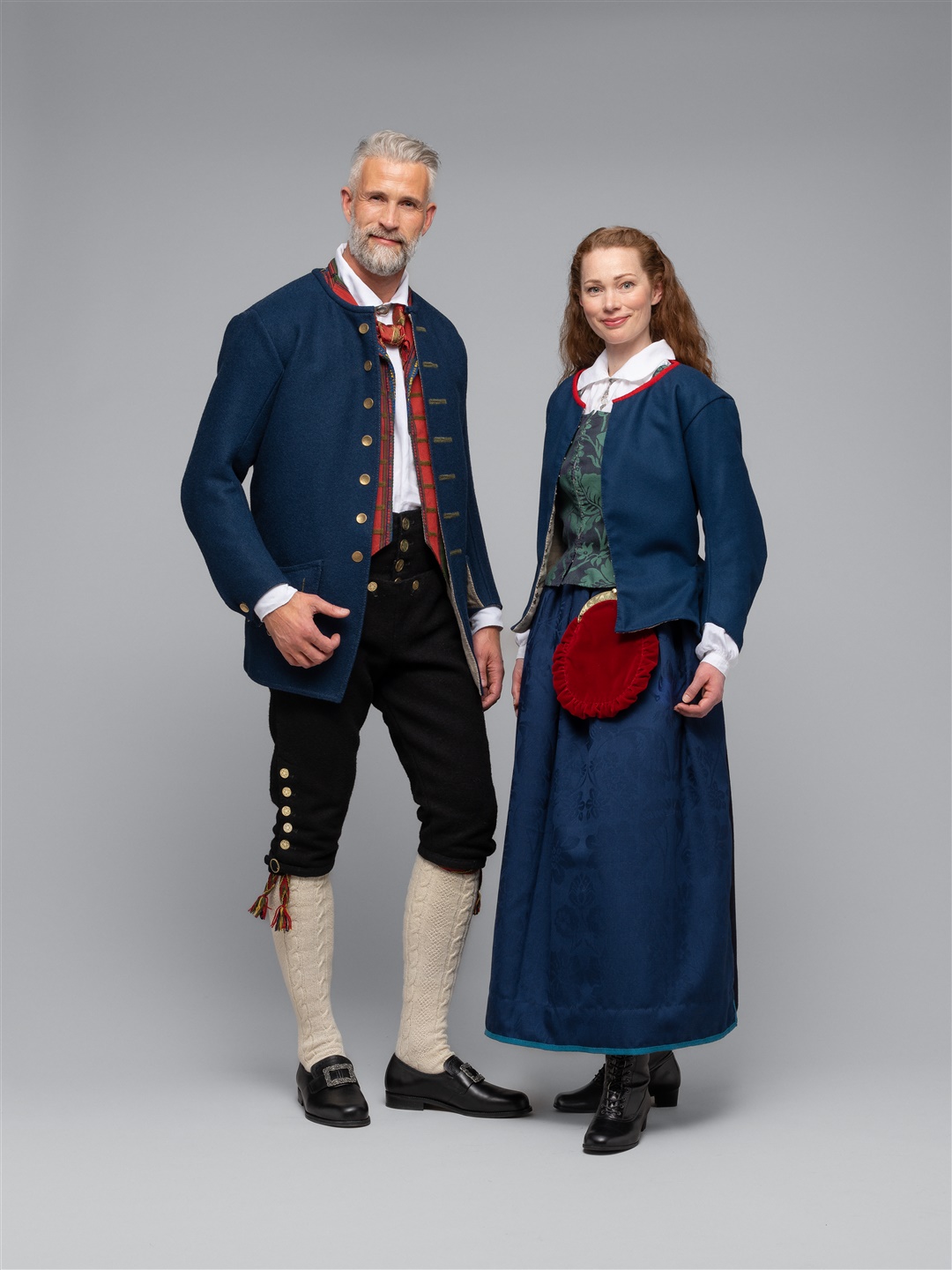 Bilde av Rekonstruert bunad fra Oppdal 1790-modell