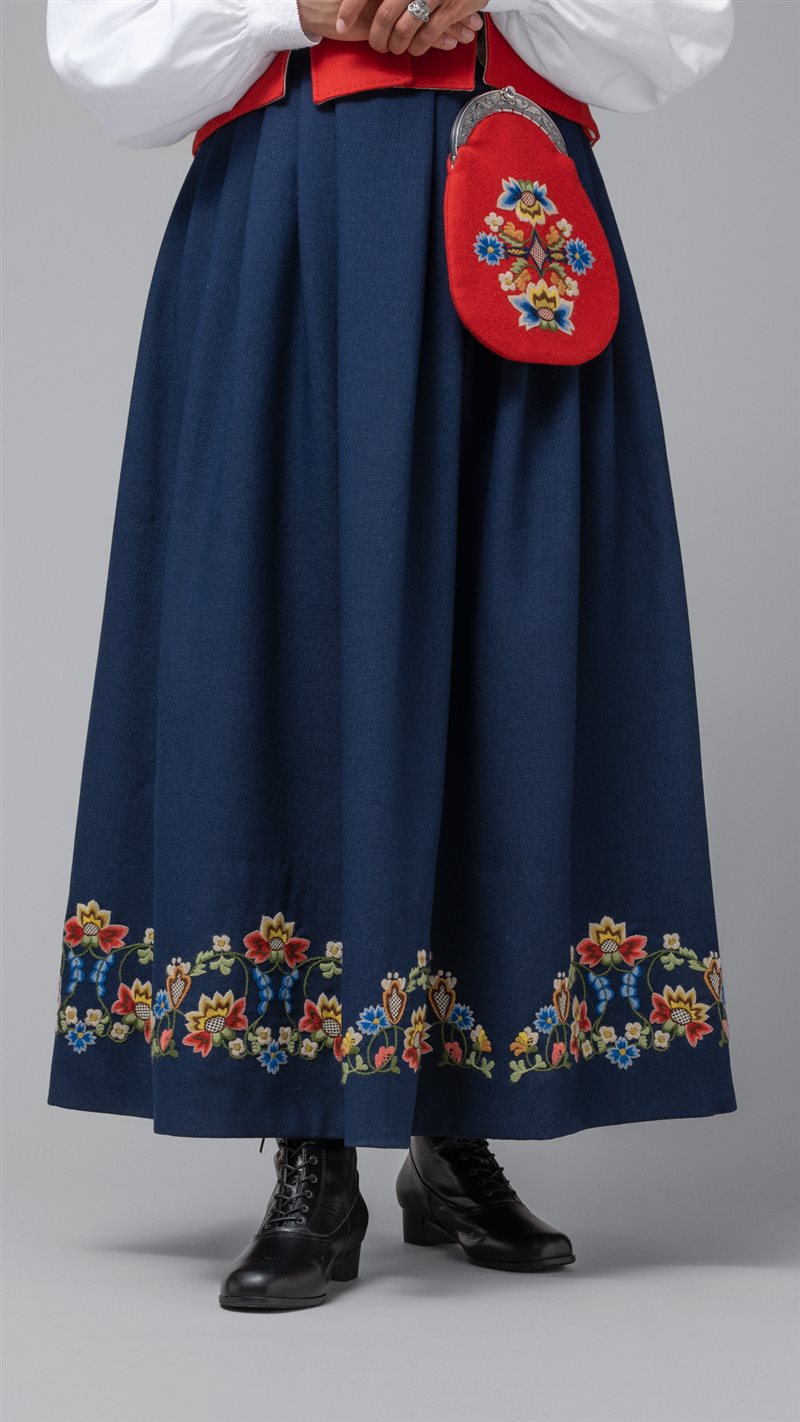 Bilde av Stakk Bolsøybunad fra Romsdal