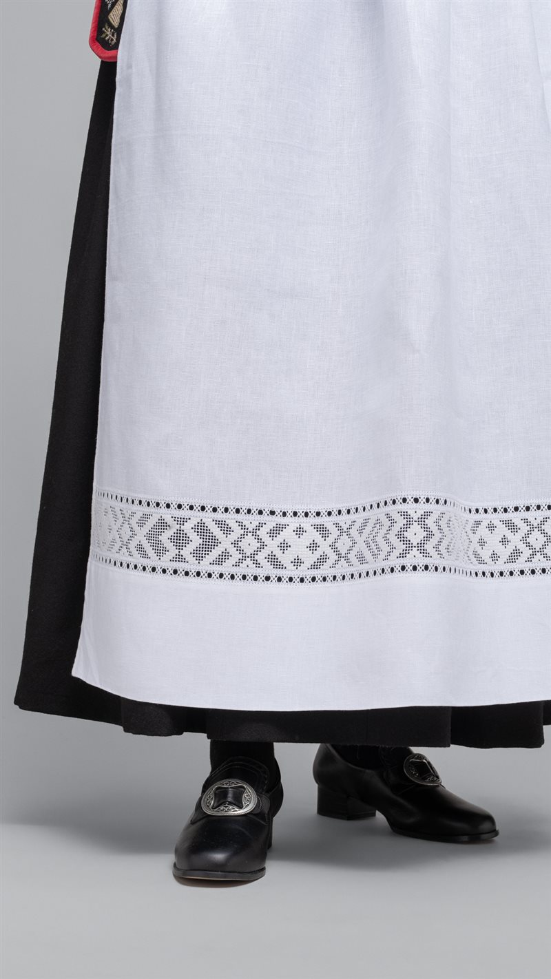 Bilde av Linforkle til Kvinnebunad fra Nordmøre