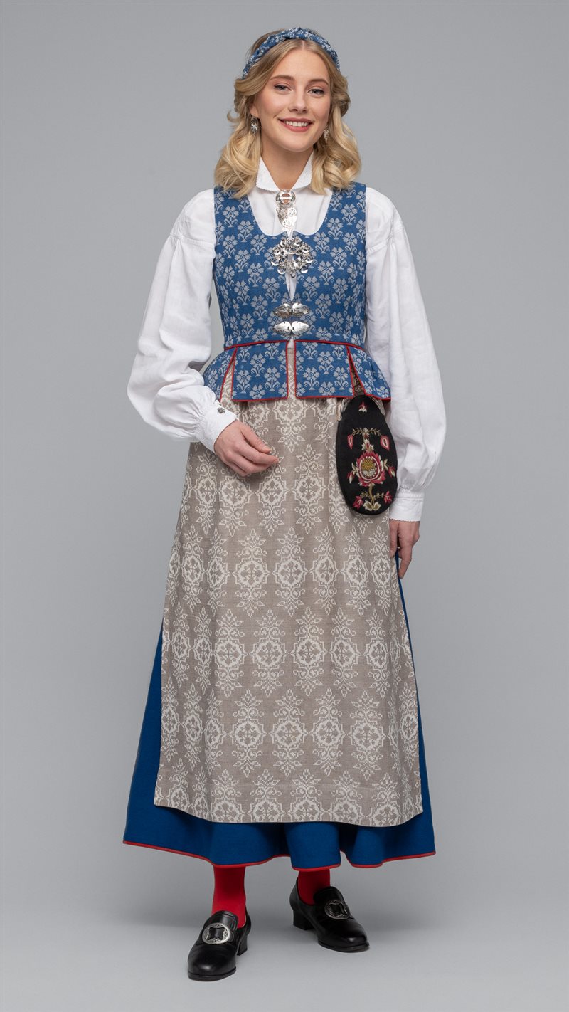 Bilde av 360 Blå Trønderbunad