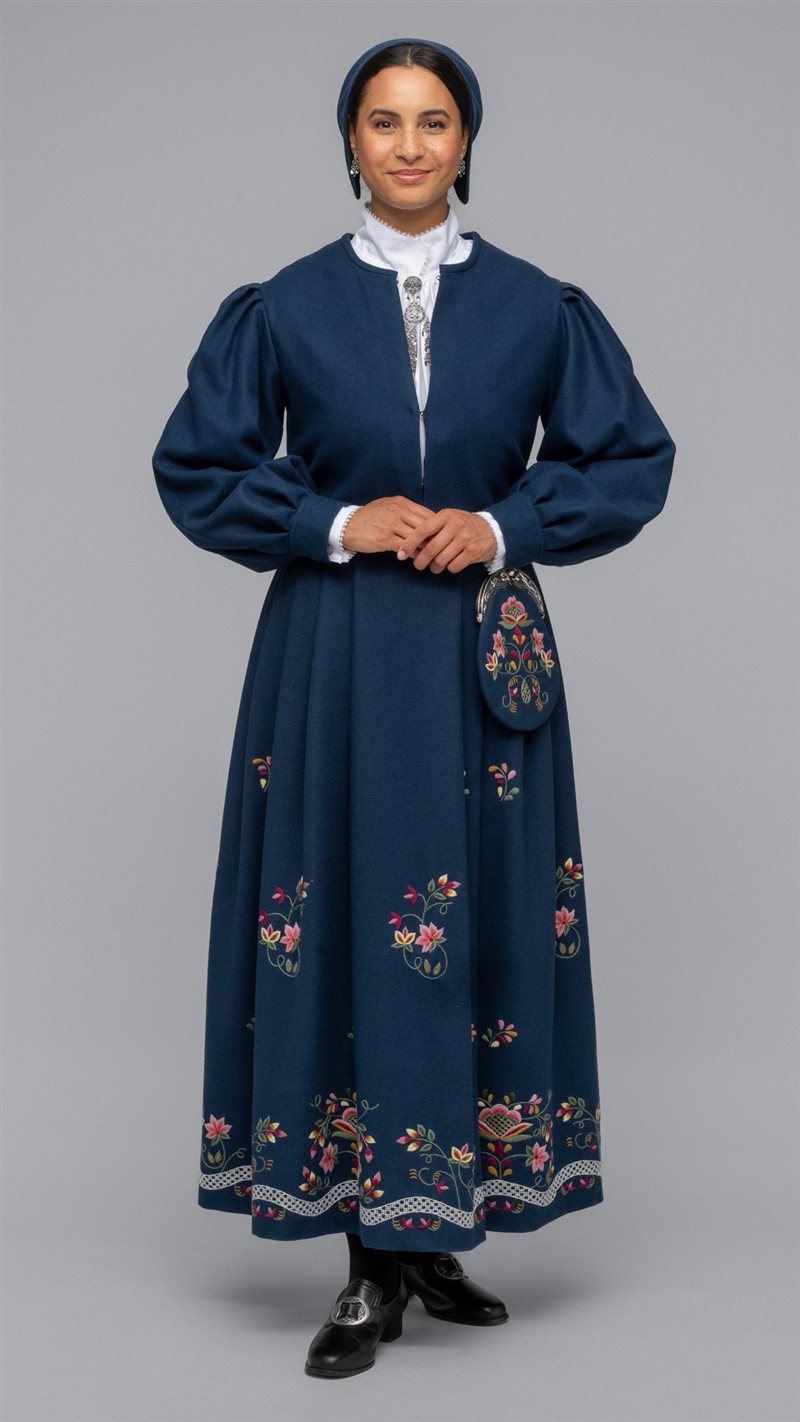 Bilde av Blå med jakke