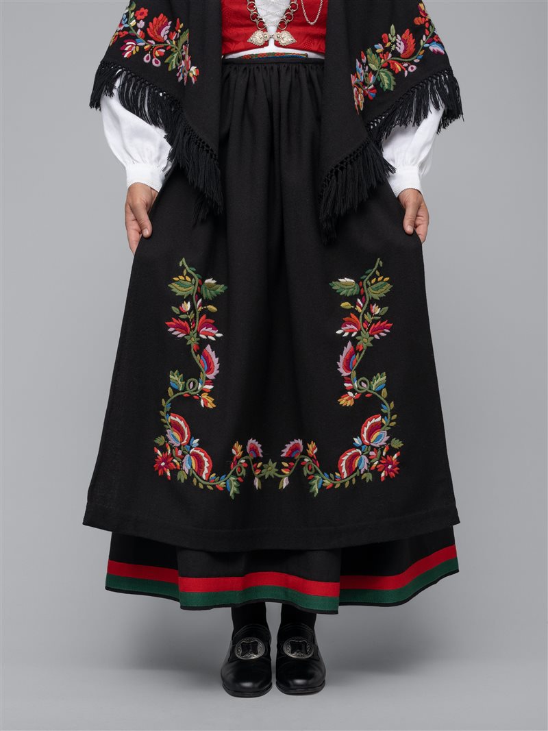 Bilde av Brodert forkle til Vest-Agder bunad