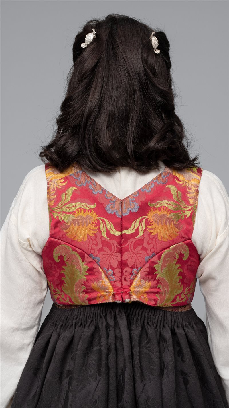 Bilde av Rosa silkevest bak