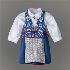 Bilde av Strikkepakke bunad fra Trøndelag til baby