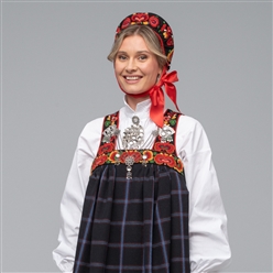 Bilde av Broderingspakke til bunad fra Nedre Hallingdal